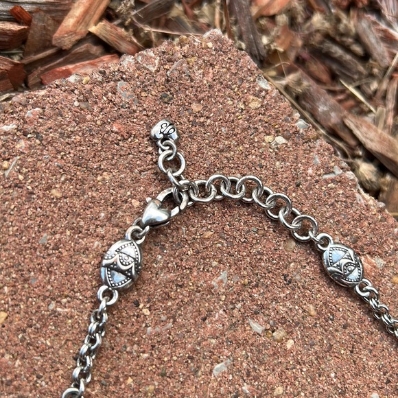 Brighton Retired Silver Etched 18” Loop Necklace - Picture 7 of 8